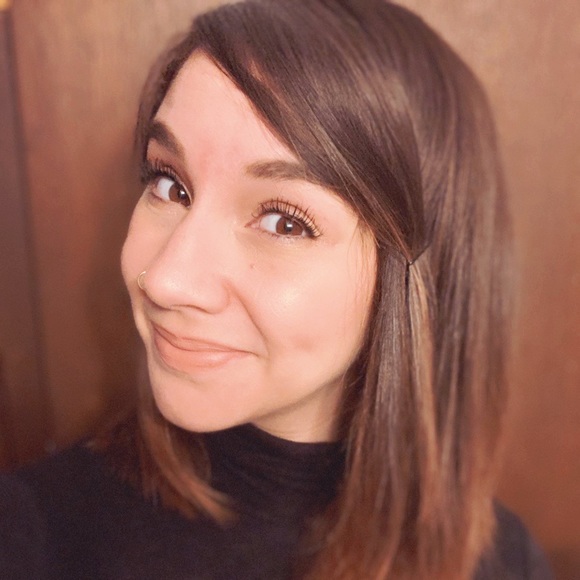 Meet your Posher, Jess - Picture 1 of 1